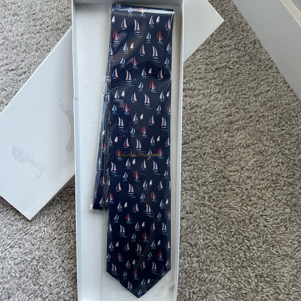 Salvatore Ferragamo Print Silk Tie
